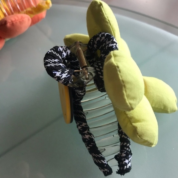 NEW Daisy Wildflower Smiley Large Hair Claw Clip - Picture 6 of 12